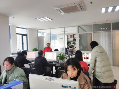 安徽臻美教育咨詢公司繪畫培訓(xùn) 點(diǎn)亮創(chuàng)意，繪就未來